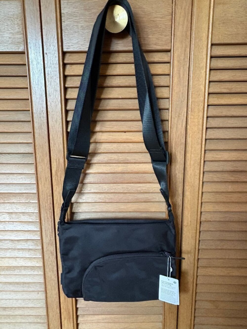 Lululemon 2-in-1 Cross Body Yoga Bag (NEW WITH TAGS)